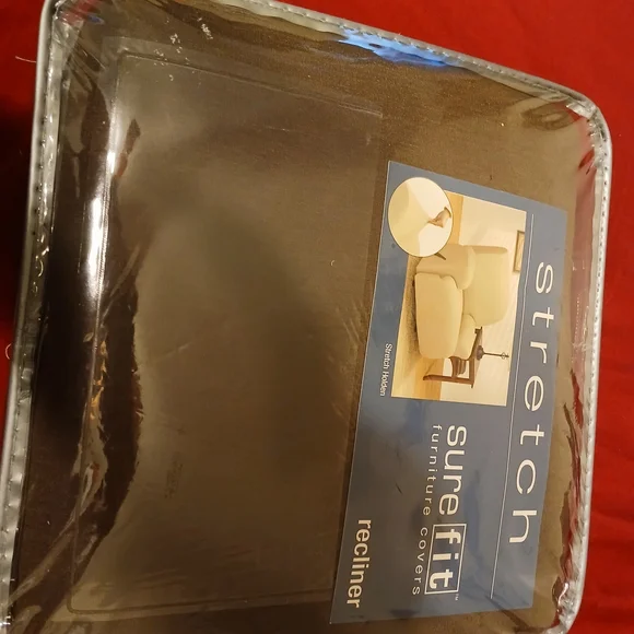 Sure Fit Recliner Cover - Rich Brown - Picture 2 of 3